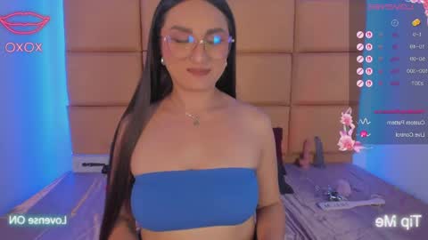 emma__js_ online show from April 2026 08:57:02 PM