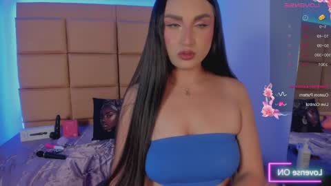 emma__js_ online show from June 2026 08:14:02 PM