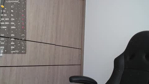 Snapshot of emma_aaa chatting on December 2024 07:36:01 PM Rocio online show from December 2024 07:36:01 PM