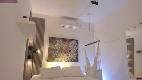 Alice online show from December 2025 10:19:01 AM