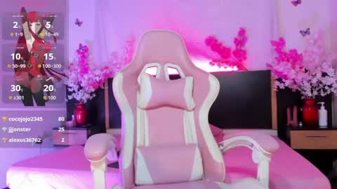 emma_ayala online show from June 2026 07:18:02 PM