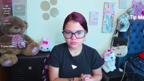 Snapshot of emma_boo_ chatting on February 2026 03:49:02 PM emma_boo_ online show from February 2026 03:49:02 PM