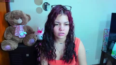 emma_boo_ online show from April 2026 03:46:02 PM