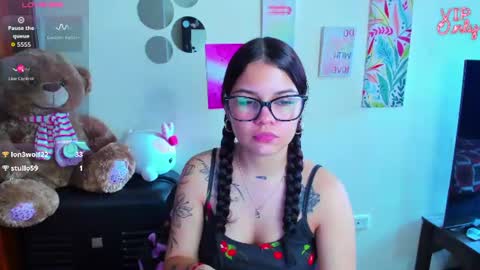 emma_boo_ online show from June 2026 04:50:02 PM