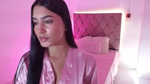 E M M A  online show from February 2026 10:55:02 AM