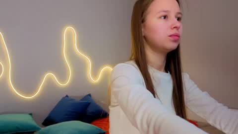 Emma online show from May 2026 01:34:01 AM