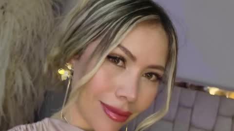 Snapshot of emma_coronel chatting on February 2026 11:11:02 PM emma coronel online show from February 2026 11:11:02 PM