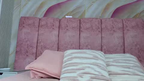 Emma online show from May 2026 03:01:02 AM