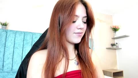Snapshot of emma_ford1 chatting on February 2025 07:48:01 AM Emma online show from February 2025 07:48:01 AM