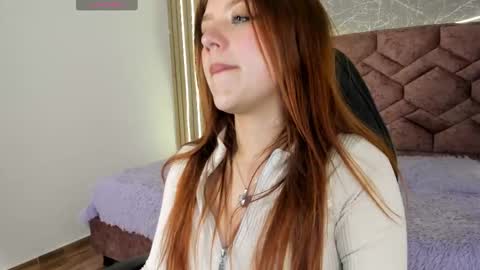 Snapshot of emma_ford1 chatting on February 2025 12:30:01 AM Emma online show from February 2025 12:30:01 AM