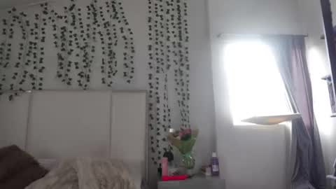 emma_johnson_ online show from April 2026 03:06:01 PM