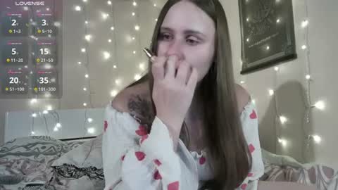 emma_just online show from June 2026 07:17:01 PM