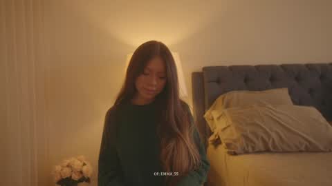 Snapshot of emma_lu1 chatting on March 2026 04:33:01 PM emma_lu1 online show from March 2026 04:33:01 PM