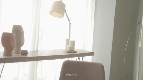 Snapshot of emma_lu1 chatting on April 2026 03:53:01 PM emma_lu1 online show from April 2026 03:53:01 PM