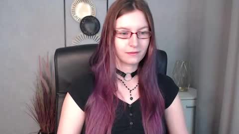 Snapshot of emma_lust94 chatting on December 2024 06:34:01 AM emma online show from December 2024 06:34:01 AM