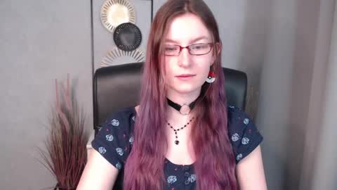 Snapshot of emma_lust94 chatting on December 2024 06:32:02 AM emma online show from December 2024 06:32:02 AM