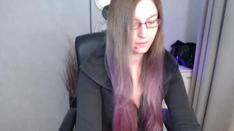 emma online show from October 2025 05:36:02 AM