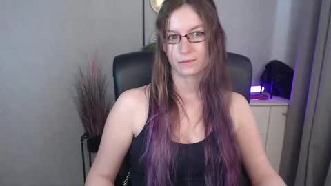 emma online show from October 2025 12:27:02 PM