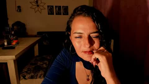  emma luxy online show from May 2026 06:11:02 AM