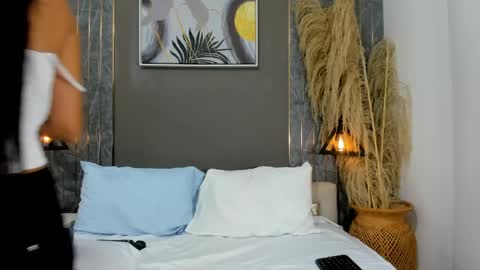 Emma online show from April 2026 11:21:02 AM