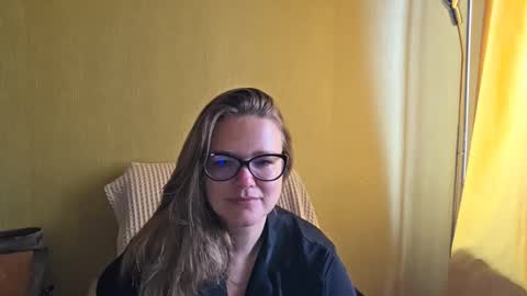 emma_misty_ online show from October 2025 06:21:02 AM