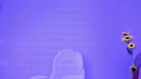 Emma online show from February 2025 09:42:01 AM