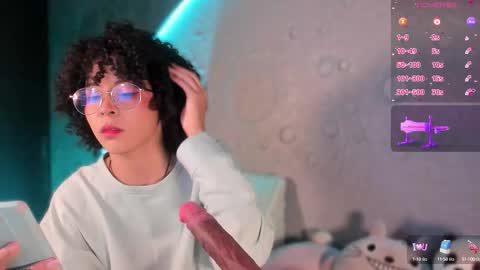     online show from October 2025 10:04:01 AM