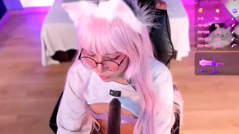 Snapshot of emma_nakamura chatting on February 2026 05:37:02 AM online show from February 2026 05:37:02 AM