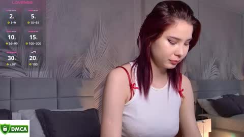 Emma online show from October 2025 08:03:01 AM