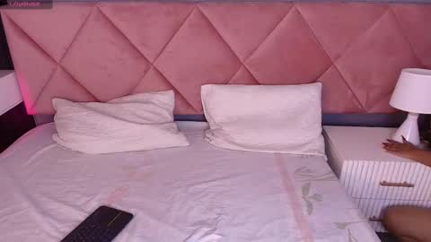 Emma  online show from February 2025 07:21:01 PM