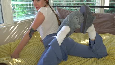 Snapshot of emma_ruby chatting on January 2026 05:59:01 PM Emma Ruby online show from January 2026 05:59:01 PM