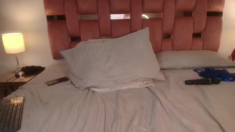 Snapshot of emma_saenz01 chatting on January 2025 05:30:01 AM emma_saenz01 online show from January 2025 05:30:01 AM