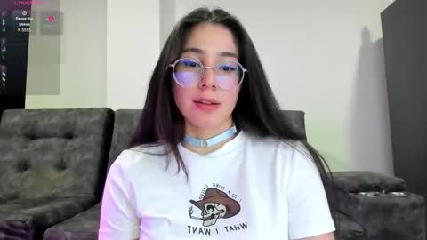 Emma online show from October 2025 03:27:01 AM