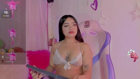 Snapshot of emma_soffia_ chatting on March 2025 09:59:01 PM EMMA online show from March 2025 09:59:01 PM