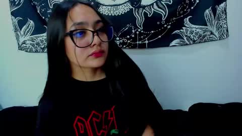 Emma online show from October 2025 03:20:02 AM