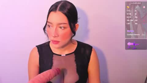 Snapshot of emma_walton_ chatting on March 2026 11:49:01 AM online show from March 2026 11:49:01 AM