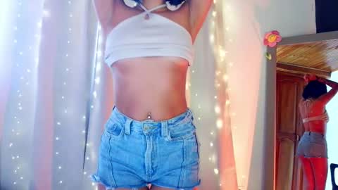 Snapshot of emma_web_ chatting on March 2026 04:22:02 PM Emma web online show from March 2026 04:22:02 PM