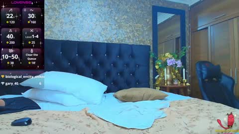 Emma online show from February 2025 11:04:02 PM