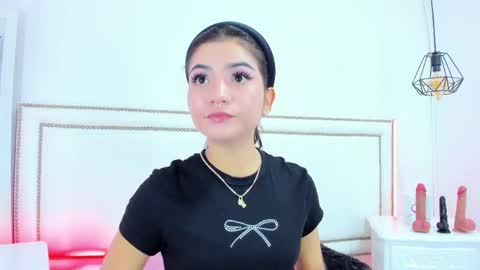Emma  online show from May 2026 07:41:01 PM