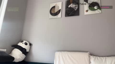 emmaandjake online show from September 2025 01:26:02 PM