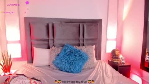 Snapshot of emmabecket2 chatting on December 2024 10:45:02 AM emma becket online show from December 2024 10:45:02 AM