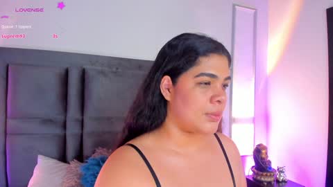 Snapshot of emmabecket2 chatting on February 2025 10:19:01 AM emma becket online show from February 2025 10:19:01 AM