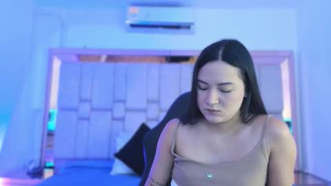 Emma online show from September 2025 11:45:02 AM