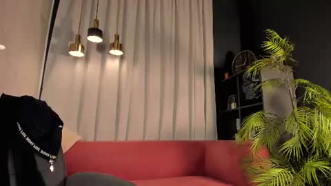 Emma online show from June 2026 10:31:01 PM