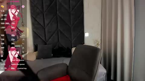 Emma online show from June 2026 10:14:02 PM