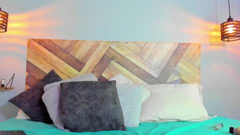 Emma Brant online show from December 2024 03:19:01 PM