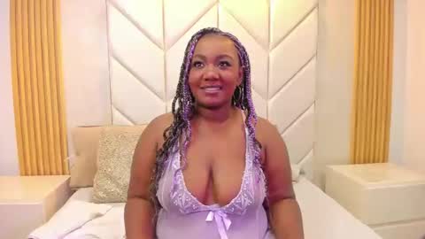 Snapshot of emmabrantt_ chatting on November 2025 03:39:02 AM EmmaBrantt online show from November 2025 03:39:02 AM