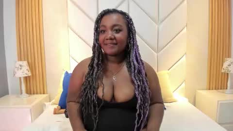 Snapshot of emmabrantt_ chatting on December 2025 04:28:02 AM EmmaBrantt online show from December 2025 04:28:02 AM