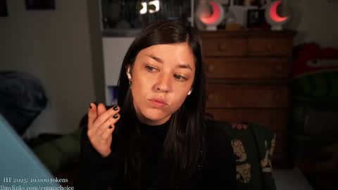 Snapshot of emmachoice chatting on October 2025 07:19:02 PM emmachoice online show from October 2025 07:19:02 PM