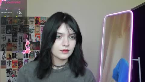 Emma online show from November 2025 09:21:01 AM